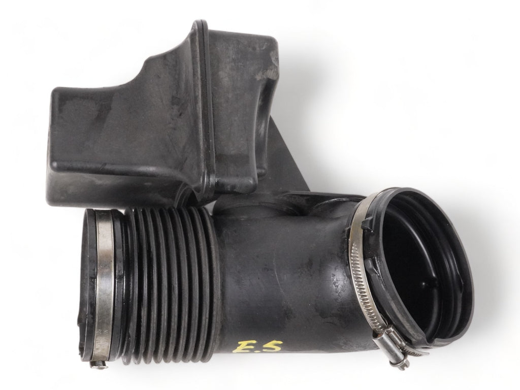  2007 - 2013 BMW 3 SERIES E92 3.0L AIR INTAKE CLEANER RESONATOR HOSE 13717536004, price