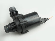 Load image into Gallery viewer, 2001 - 2006 BMW X5 E53 WATER PUMP AUXILIARY CARDONE GAP 64116955122 UNIT OEM, buy