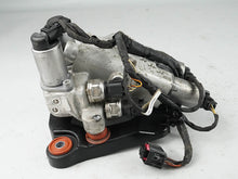 Load image into Gallery viewer, 2009 - 2012 BMW 7 SERIES F01 DYNAMIC DRIVE VALVE BLOCK SUSPENSION 51212803 OEM, in stock