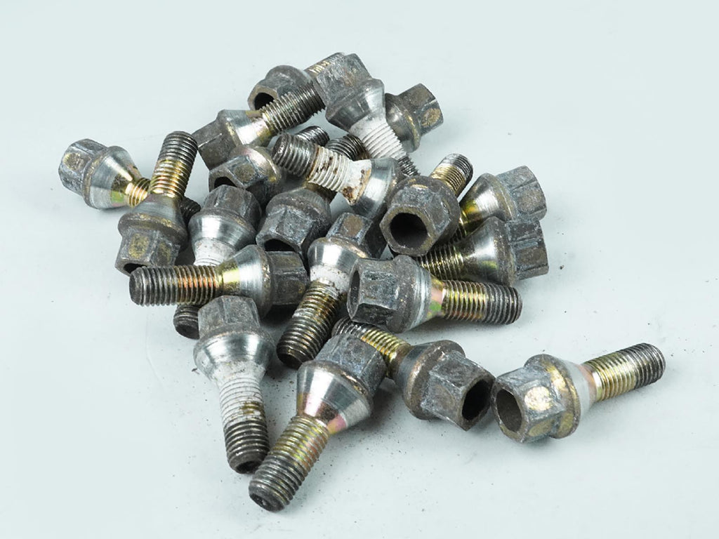  1997 - 2000 BMW 5 SERIES E39 NUG LUTS BOLTS STANDARD WHEEL SET OF 20 OEM, in stock