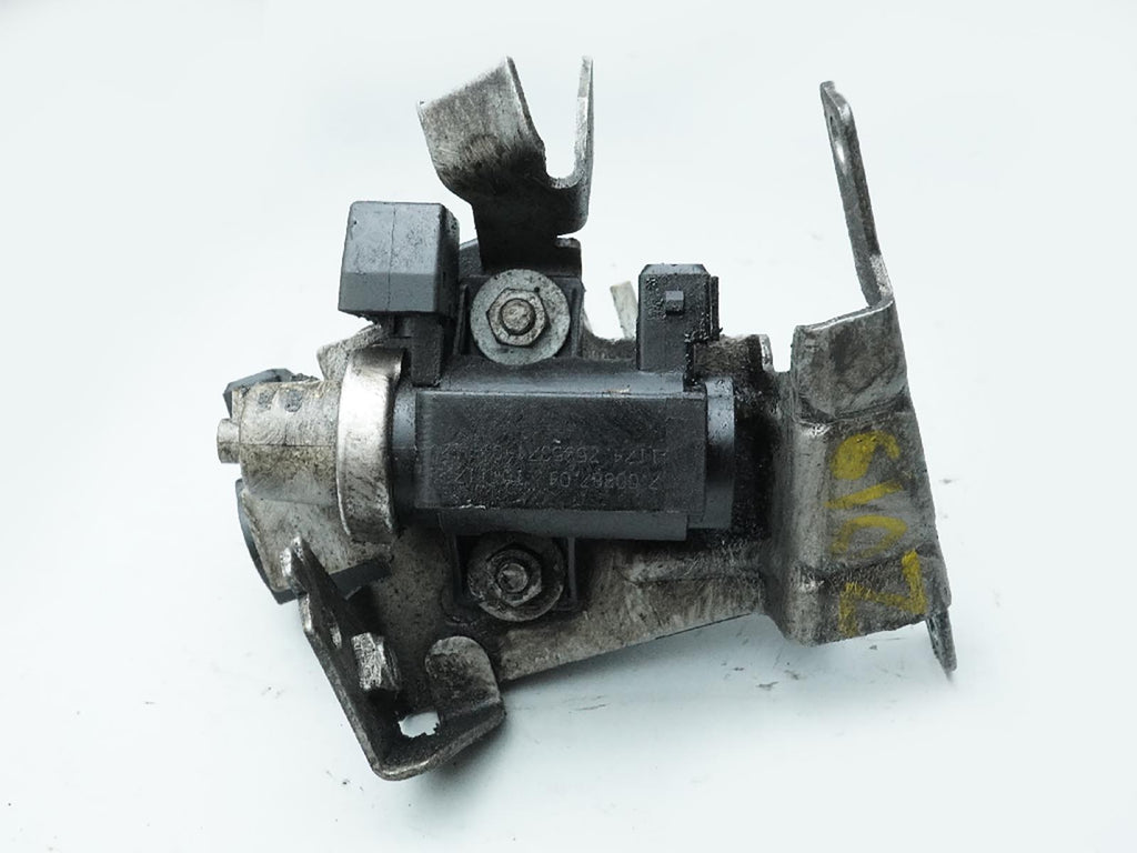  2011 - 2013 BMW X5 E70 4.4L XDRIVE50I SOLENOID VALVE TURBO BOOST PRESSURE OEM, in stock