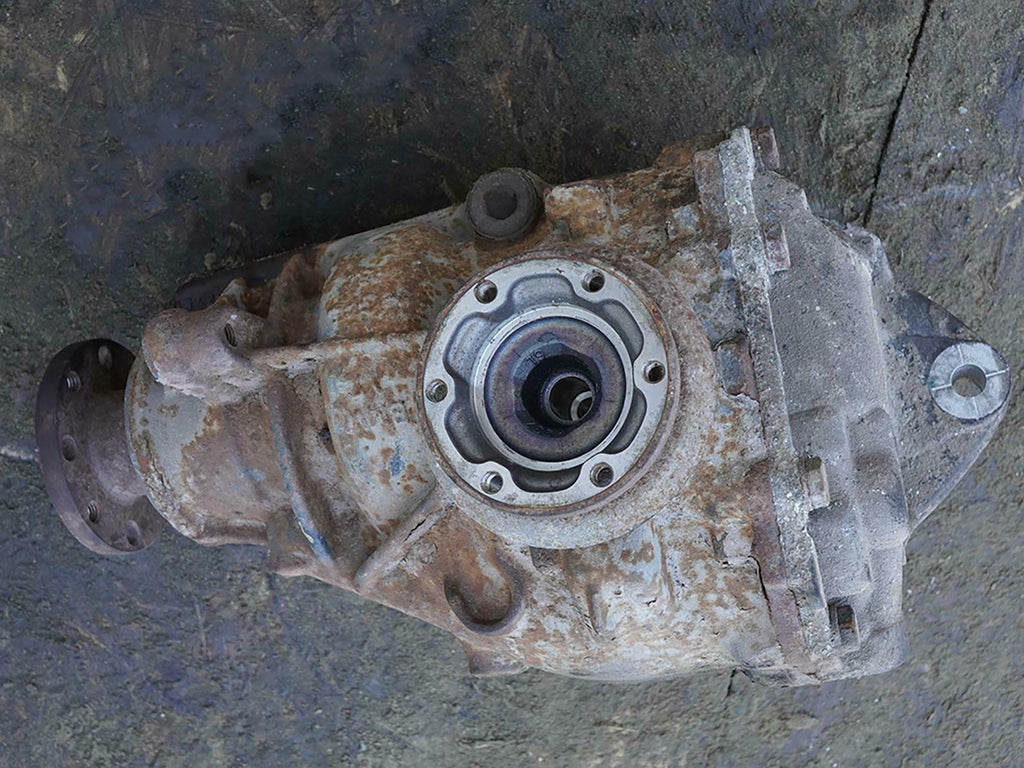  2004 - 2006 BMW X3 E83 3.0L CARRIER DIFFERENTIAL 3.64 RATIO REAR AT TRANS OEM, in stock