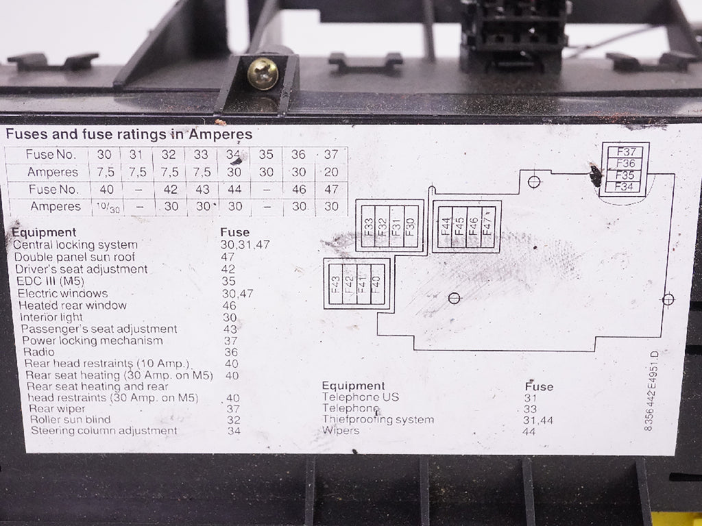  1992 - 1995 BMW 5 SERIES E34 525I FUSE BOX RELAY JUNCTION ELECTRTICAL UNIT OEM, in stock