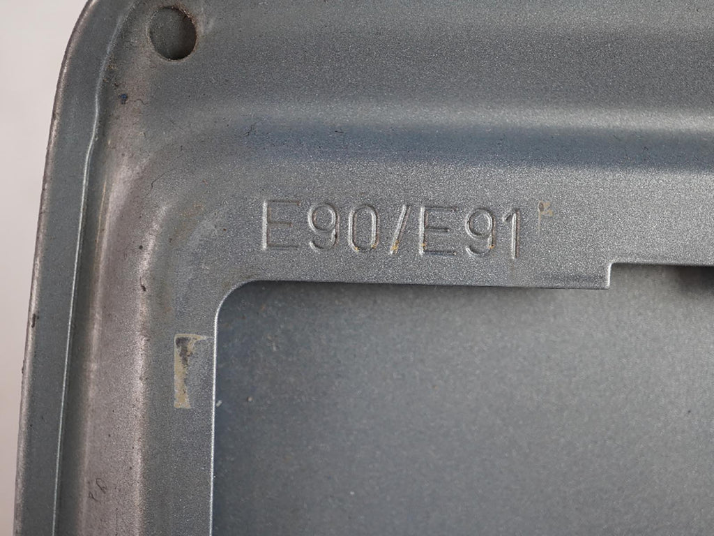  2007 - 2011 BMW 3 SERIES E90 91 FUEL FILLER DOOR LID COVER GAS TANK REAR OEM, in stock