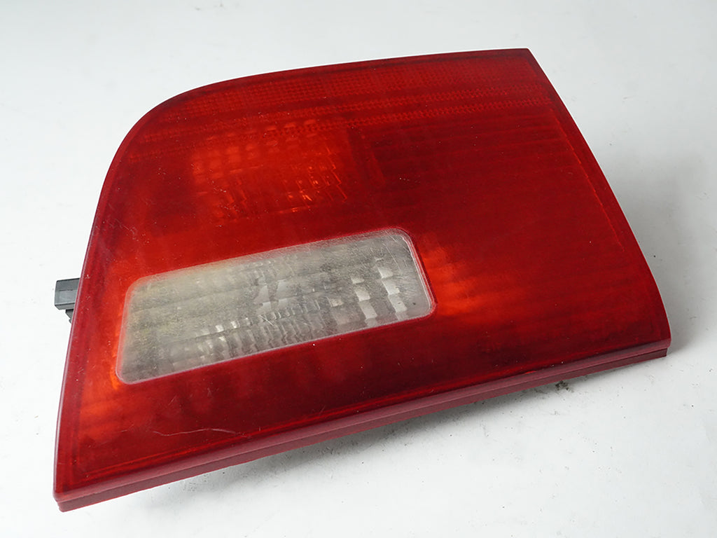  2004 - 2006 BMW X5 E53 TAIL LIGHT BRAKE STOP LAMP GATE INNER MTD LH LEFT REAR, used