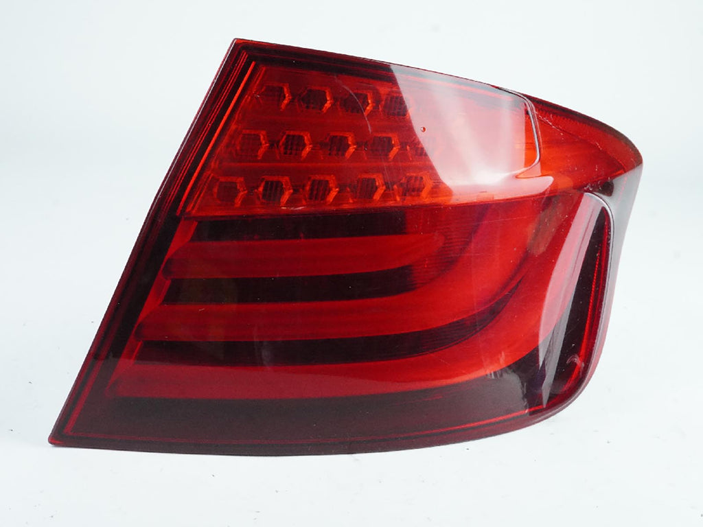  2011 - 2013 BMW 5 SERIES F10 TAILLIGHT BRAKE TAIL LAMP STOP LED REAR RIGHT OEM, buy