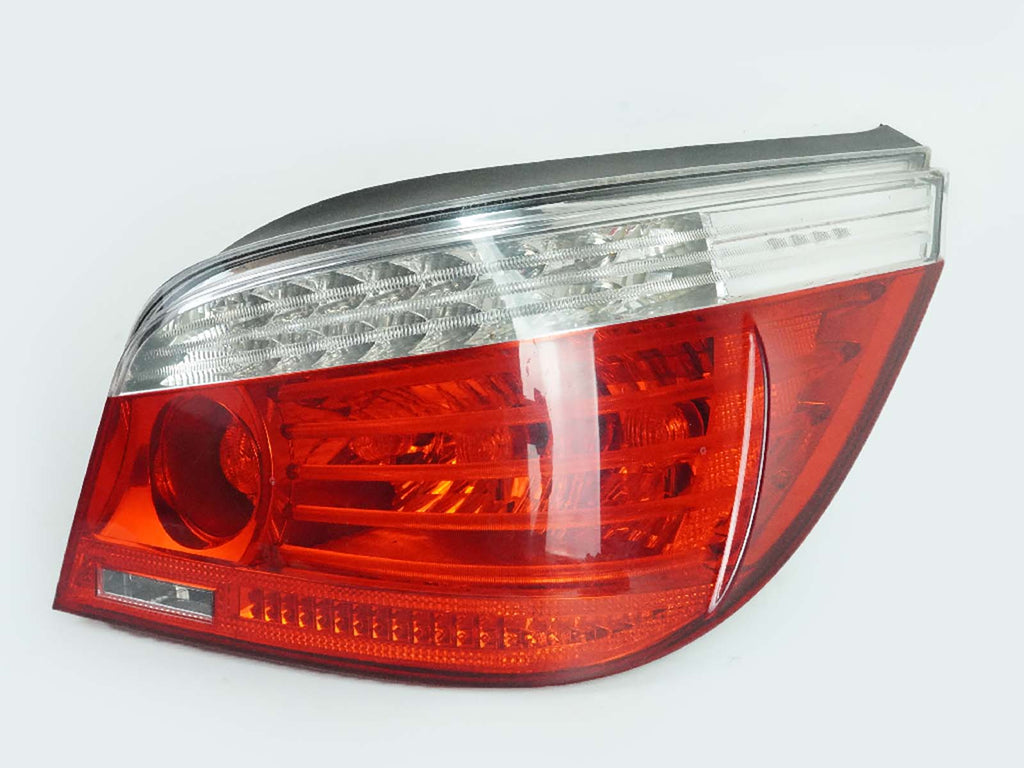  2008 - 2010 BMW 5 SERIES E60 TAIL LIGHT BRAKE STOP LAMP REAR PASSENGER RIGHT OEM, in stock