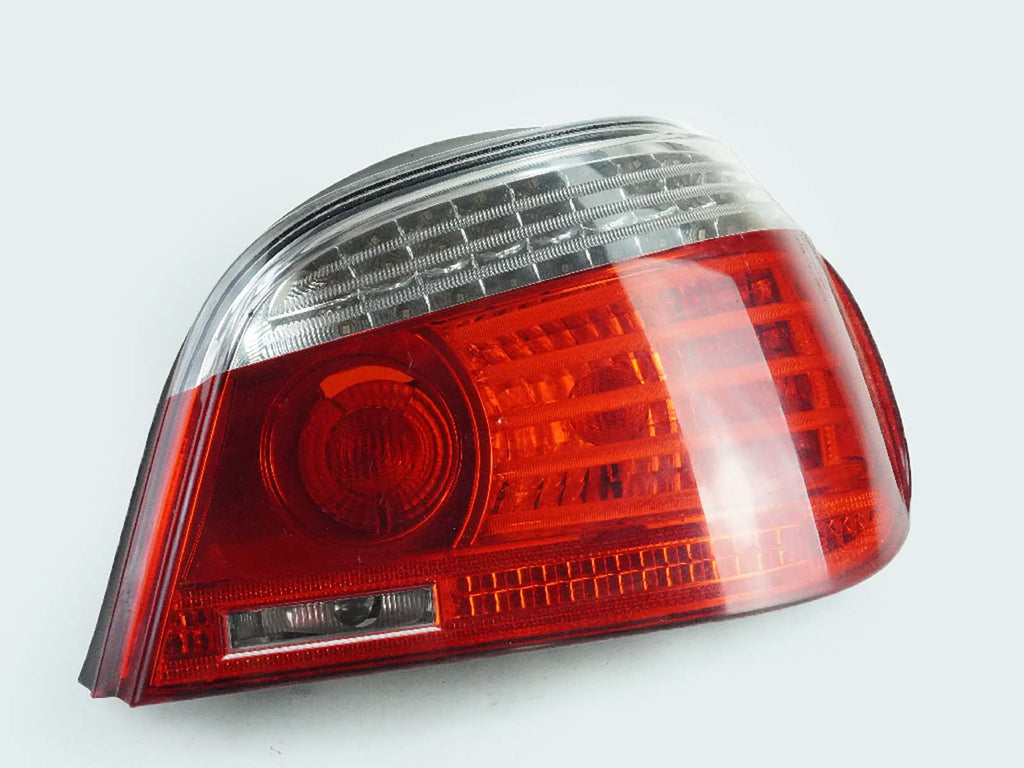  2008 - 2010 BMW 5 SERIES E60 TAIL LIGHT BRAKE STOP LAMP REAR PASSENGER RIGHT OEM, price