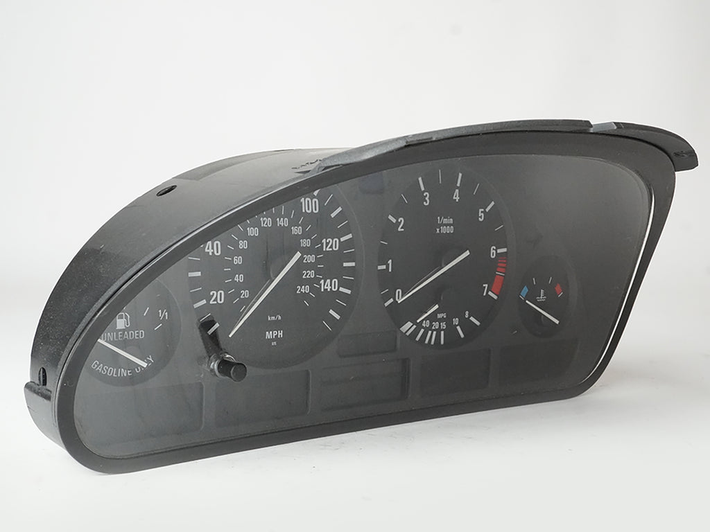  1998 - 2000 BMW 5 SERIES E39 6 CYL SPEEDOMETER INSTRUMENT CLUSTER GAUGE OEM, in stock