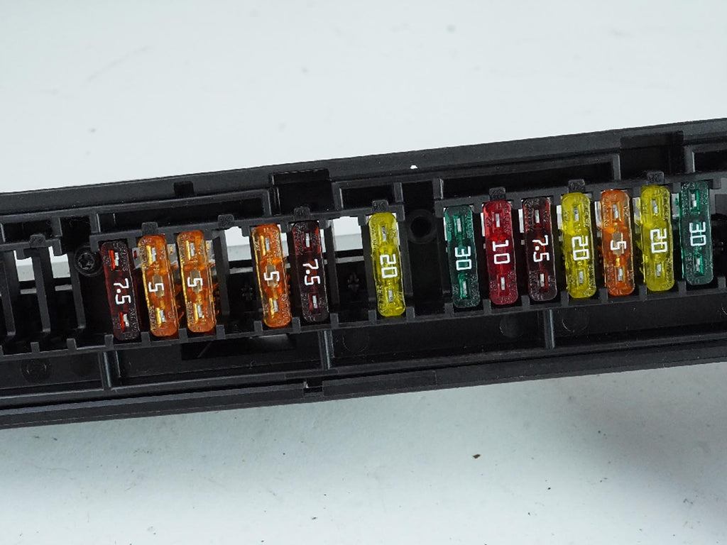  2006 - 2009 BMW M6 E64 E63 FUSE BOX RELAY JUNCTION POWER DISTRIBUTION FRONT UNIT, in stock