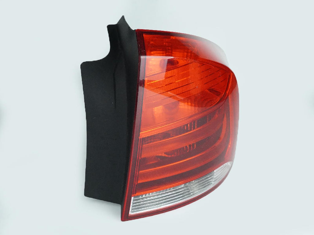  2013 - 2015 BMW X1 E84 TAILLIGHT TAIL LAMP QUARTER PANEL MOUNTED RH RIGHT OEM, cheap