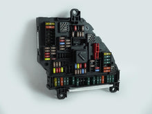 Load image into Gallery viewer, 2011 BMW 5 SERIES F10 FUSE RELAY BOX MODULE DISTRIBUTION POWER TRUNK 9234423 OEM, cheap