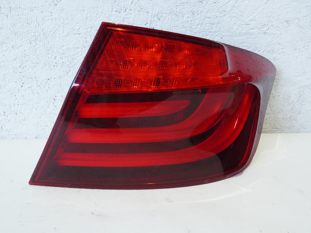  2011 - 2013 BMW 5 SERIES F10 TAILLIGHT BRAKE STOP LAMP QUARTER REAR RIGHT SIDE, buy