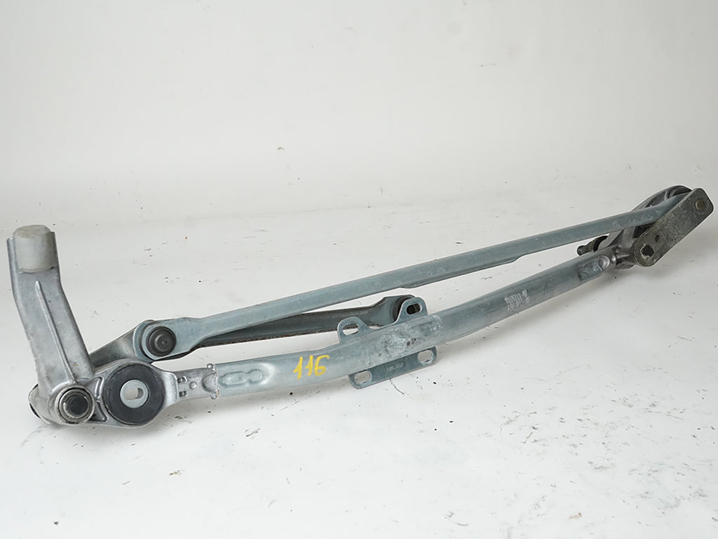  2009 - 2011 BMW 3 SERIES E90 WIPER LINKAGE WINDSHIELD WO MOTOR FRONT GLASS OEM, price