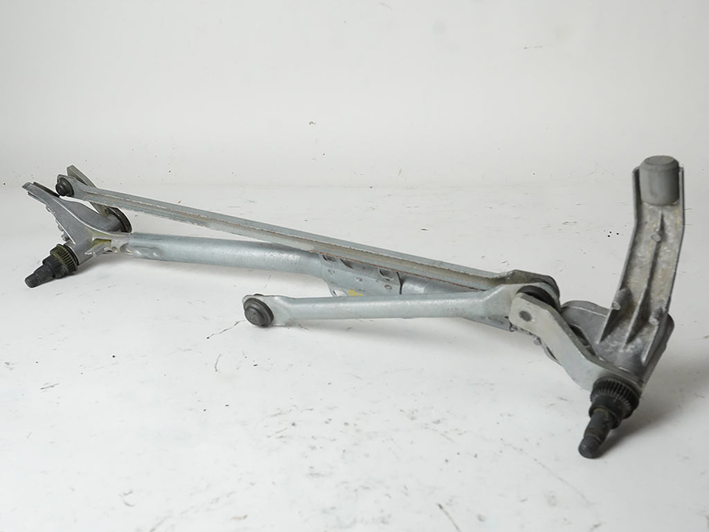  2009 - 2011 BMW 3 SERIES E90 WIPER LINKAGE WINDSHIELD WO MOTOR FRONT GLASS OEM, buy