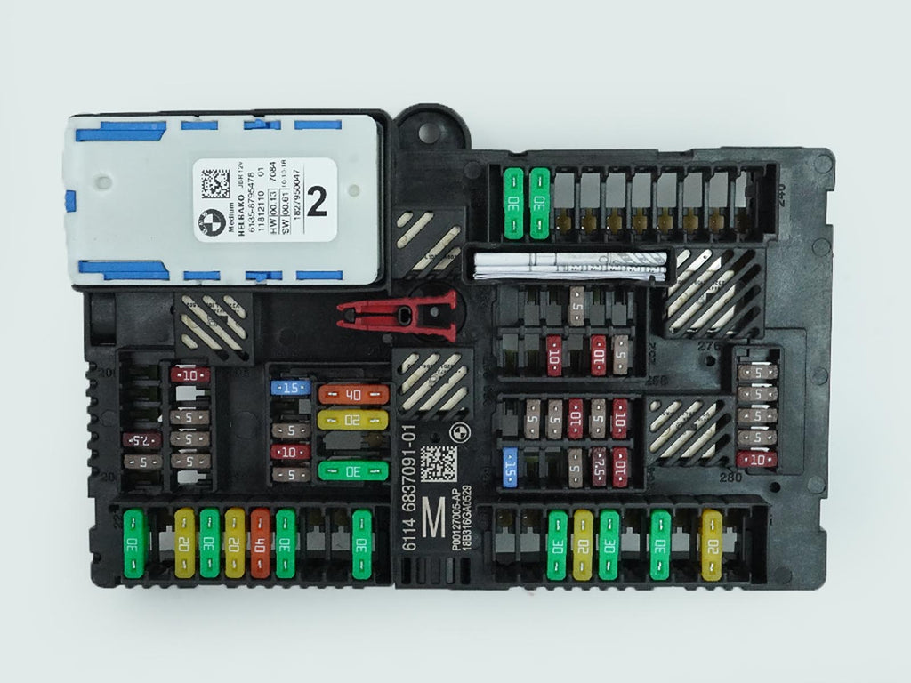  2019 BMW 5 SERIES G30 FUSE RELAY BOX JUNCTION BLOCK DISTRIBUTION UNIT OEM, buy