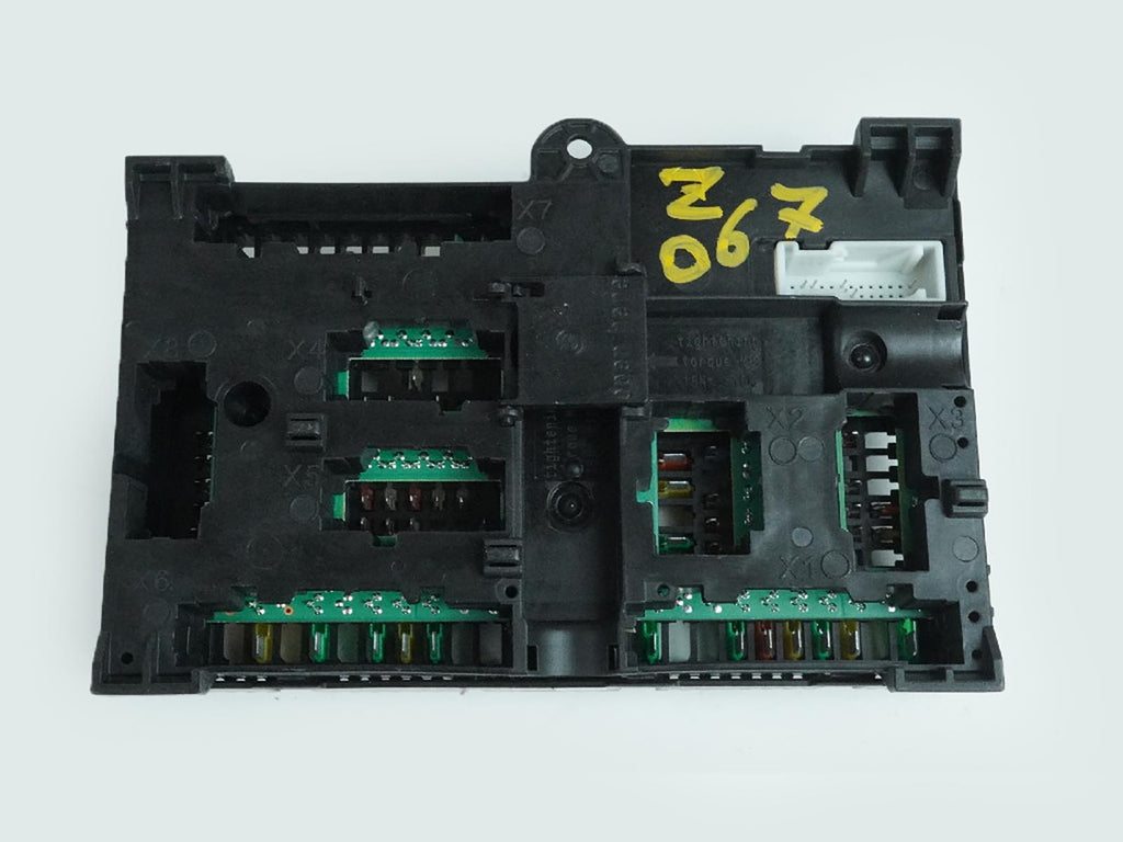  2019 BMW 5 SERIES G30 FUSE RELAY BOX JUNCTION BLOCK DISTRIBUTION UNIT OEM, cheap