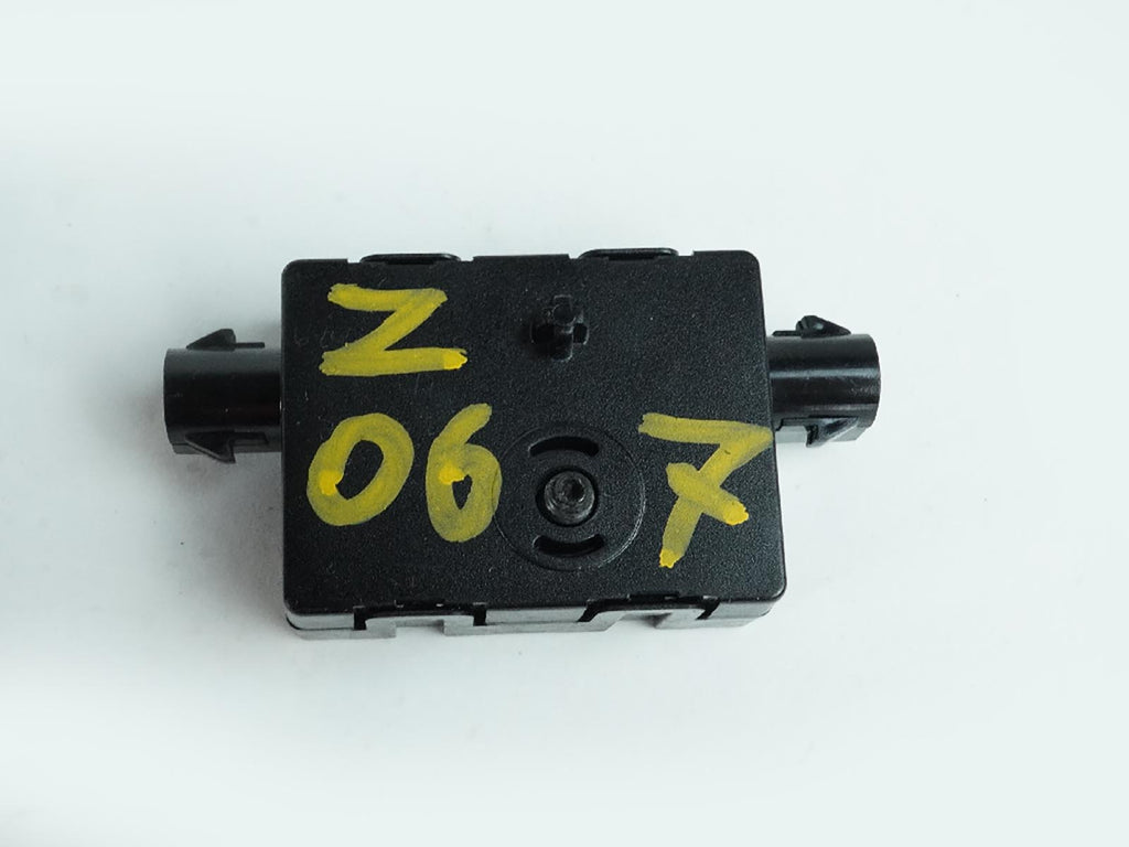  2017 - 2019 BMW 5 SERIES G30 TRAP CIRCUIT ANTENNA CONTROL MODULE UNIT OEM, cheap