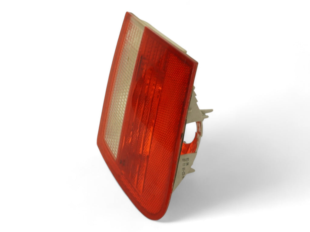  2000 - 2005 BMW 3 SERIES E46 SW TAILLIGHT BRAKE STOP LAMP LID INNER TRUNK RIGHT, buy