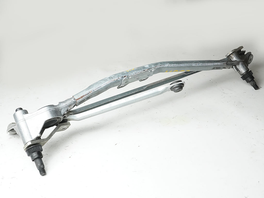  2007 - 2011 BMW 3 SERIES E90 E91 WIPER LINKAGE WINDOW WINDSHIELD GLASS FRONT, buy