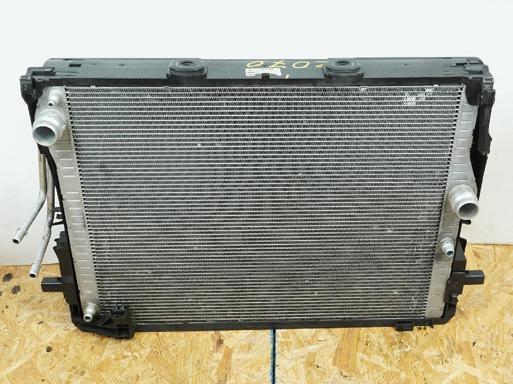  2011 - 2016 BMW 5 SERIES F10 AT RADIATOR AC CONDENSER COOLING 17117603625 OEM, used