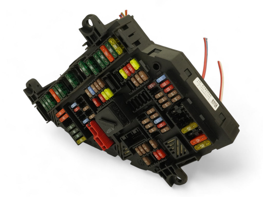  2012 BMW 5 SERIES F10 FUSE RELAY BOX JUNCTION DISTRIBUTION BLOCK 9252813 OEM, used