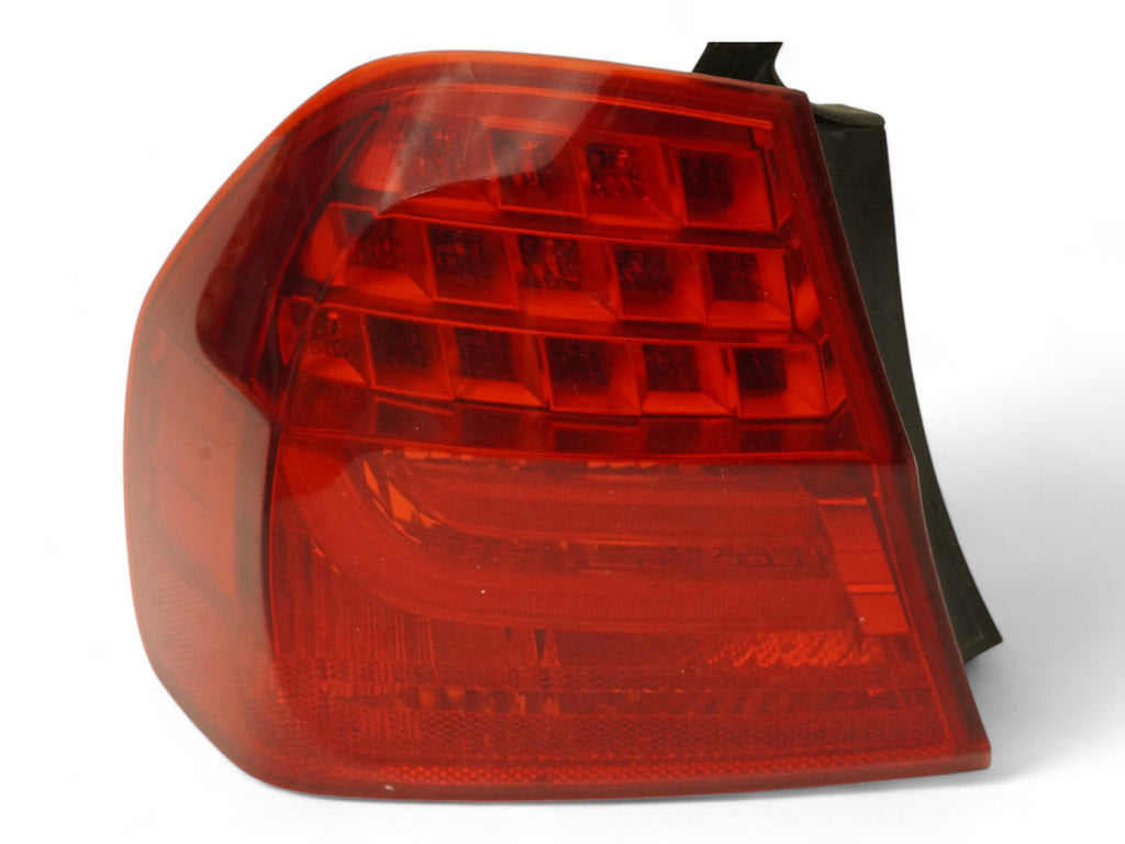  2009 - 2011 BMW 3 SERIES E90 TAILLIGHT BRAKE STOP LAMP LED QUARTER REAR LEFT OEM, buy