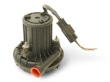 Load image into Gallery viewer, 2006 - 2010 BMW M6 M5 E64 E63 E60 SSECONDARY AIR INJECTION PUMP SMOG 7571589 OEM, used