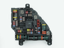 Load image into Gallery viewer, 2013 - 2016 BMW 5 SERIES F10 FUSE BOX RELAY SAM MODULE POWER REAR UNIT 9264923, buy