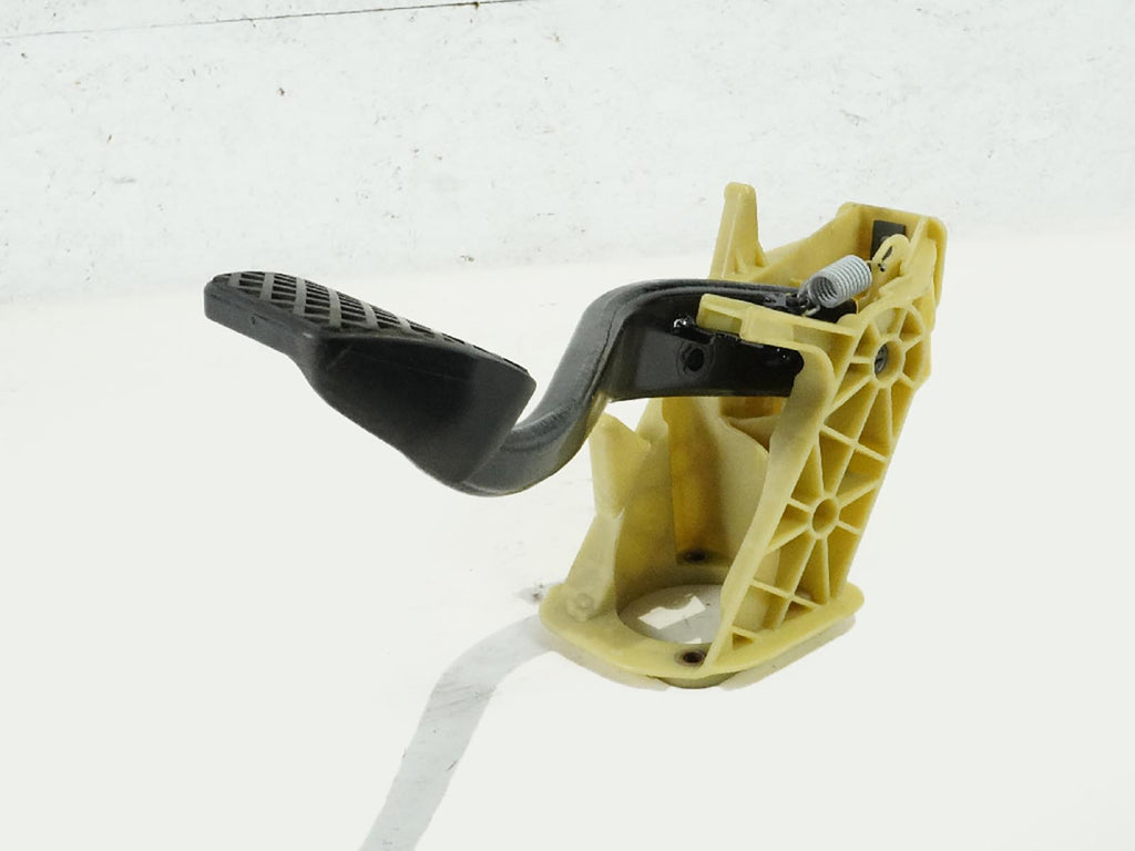  2011 - 2016 BMW 5 SERIES F10 PEDAL  STOP BRAKE W BRACKET PAD 35116782665 OEM, in stock