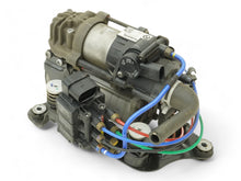 Load image into Gallery viewer, 2016 - 2020 BMW 7 SERIES G11 G12 AIR RIDE SUSPENSION COMPRESSOR 37206861882 OEM, price