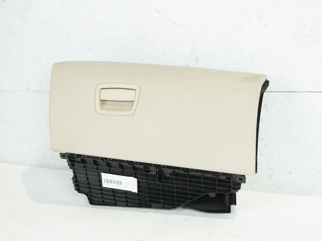  2011 - 2016 BMW 5 SERIES F10 GLOVE BOX  STORAGE COMPARTMENT FRONT 9205979 OEM, in stock