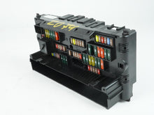 Load image into Gallery viewer, 2011 - 2016 BMW 5 SERIES F10 FUSE RELAY JUNCTION BOX DISTRIBUTION 9252815 OEM, used