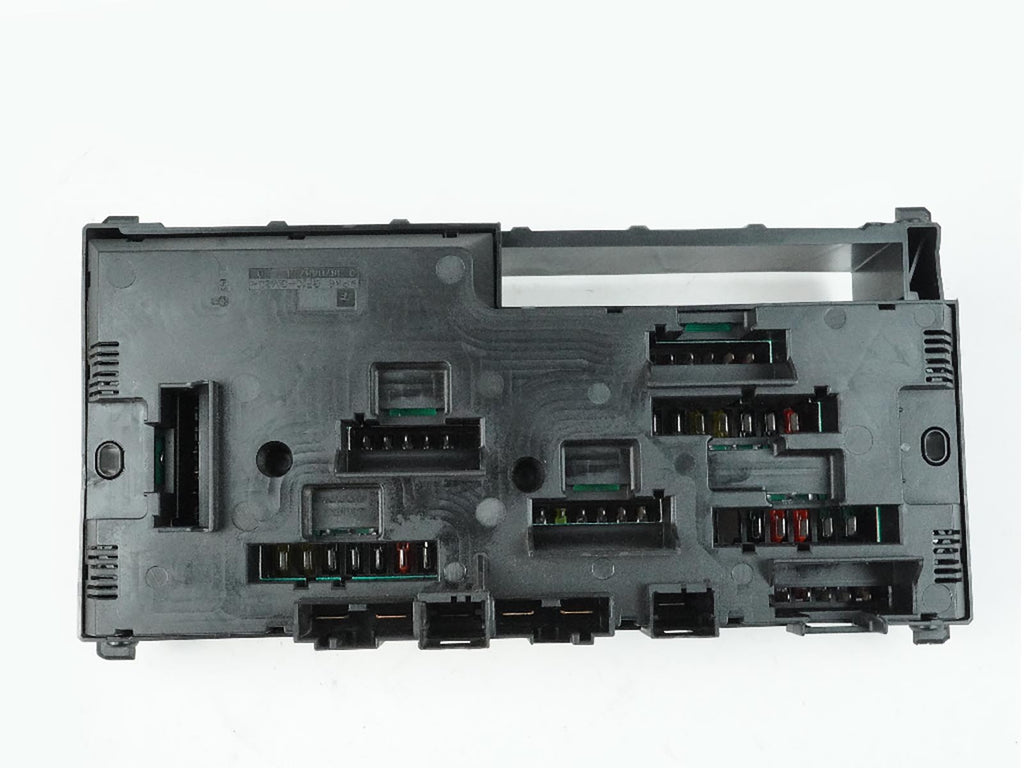  2011 - 2016 BMW 5 SERIES F10 FUSE RELAY JUNCTION BOX DISTRIBUTION 9252815 OEM, in stock