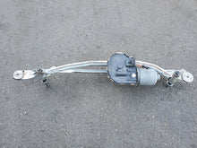 Load image into Gallery viewer, 2011 - 2016 BMW 5 SERIES F10 535 X DRIVE WIPER MOTOR WINDSHIELD LINKAGE FRONT, in stock