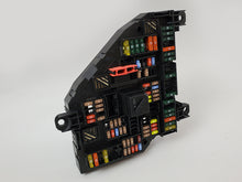 Load image into Gallery viewer, 2011 BMW 5 SERIES F10 FUSE BOX MODULE DISTRIBUTION TRUNK MTD REAR 1670499 OEM, in stock