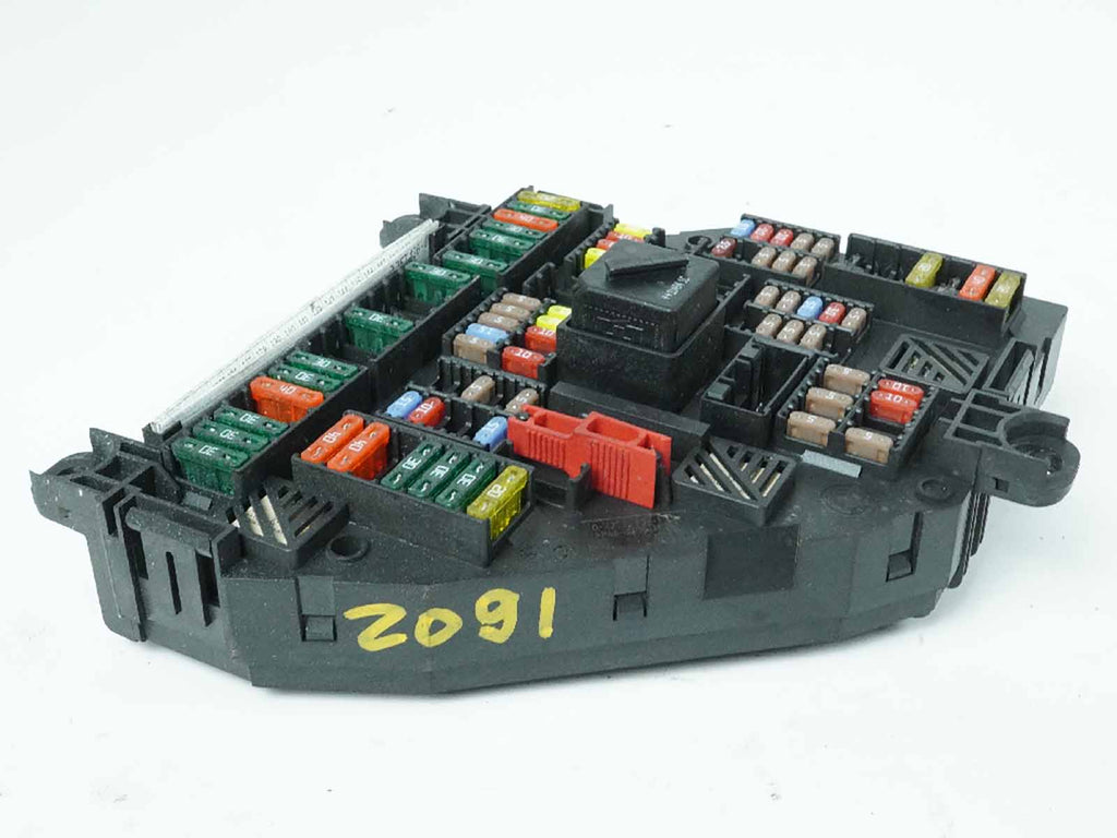  2012 BMW 6 SERIES F13 FUSE RELAY BOX JUNCTION TRUNK MOUNTED REAR 9252813 OEM, used