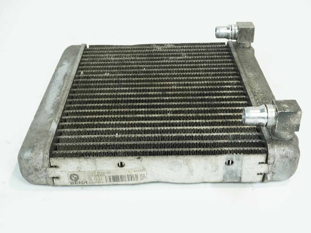  2012 - 2018 BMW 6 SERIES F13 ENGINE OIL COOLER RADIATOR RIGHT 17217570103 OEM, used