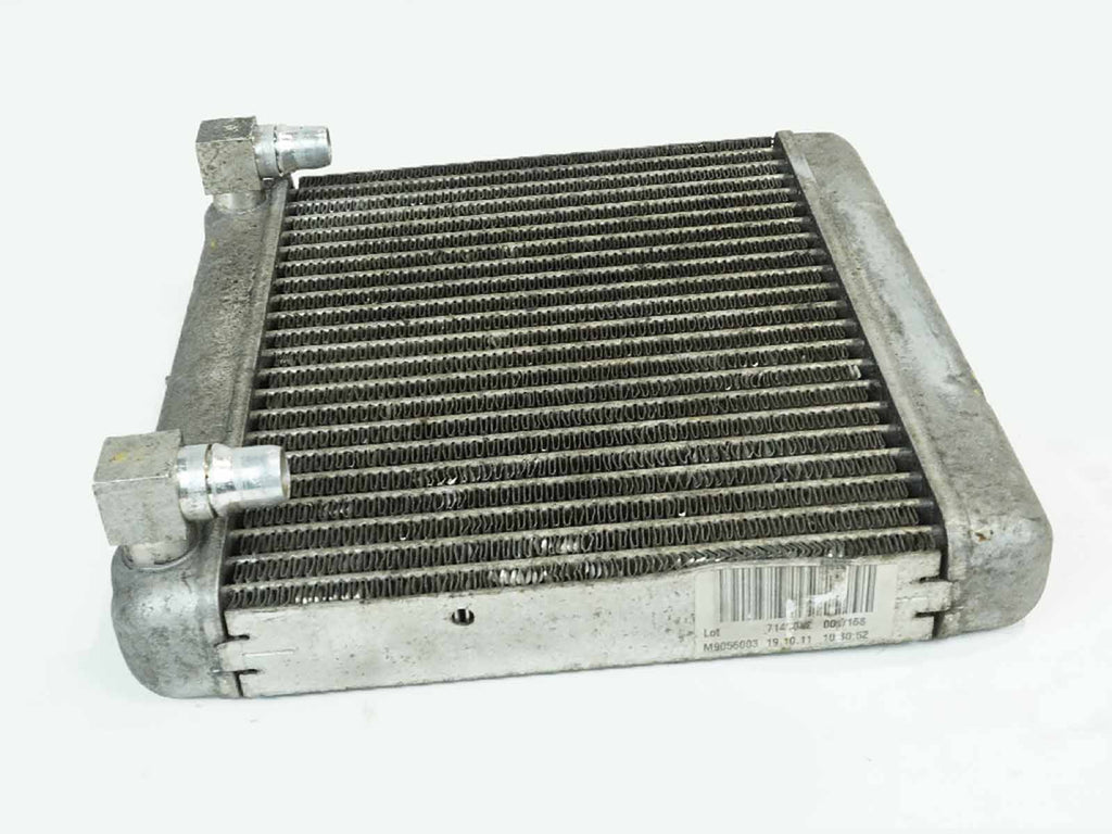  2012 - 2018 BMW 6 SERIES F13 ENGINE OIL COOLER RADIATOR RIGHT 17217570103 OEM, price