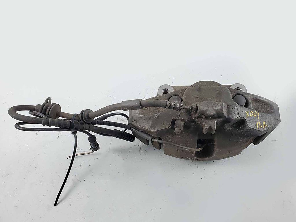  2011 - 2016 BMW 5 SERIES F10 535 XDRIVE CALIPER BRAKE STOP FRONT DRIVER LEFT OEM, used