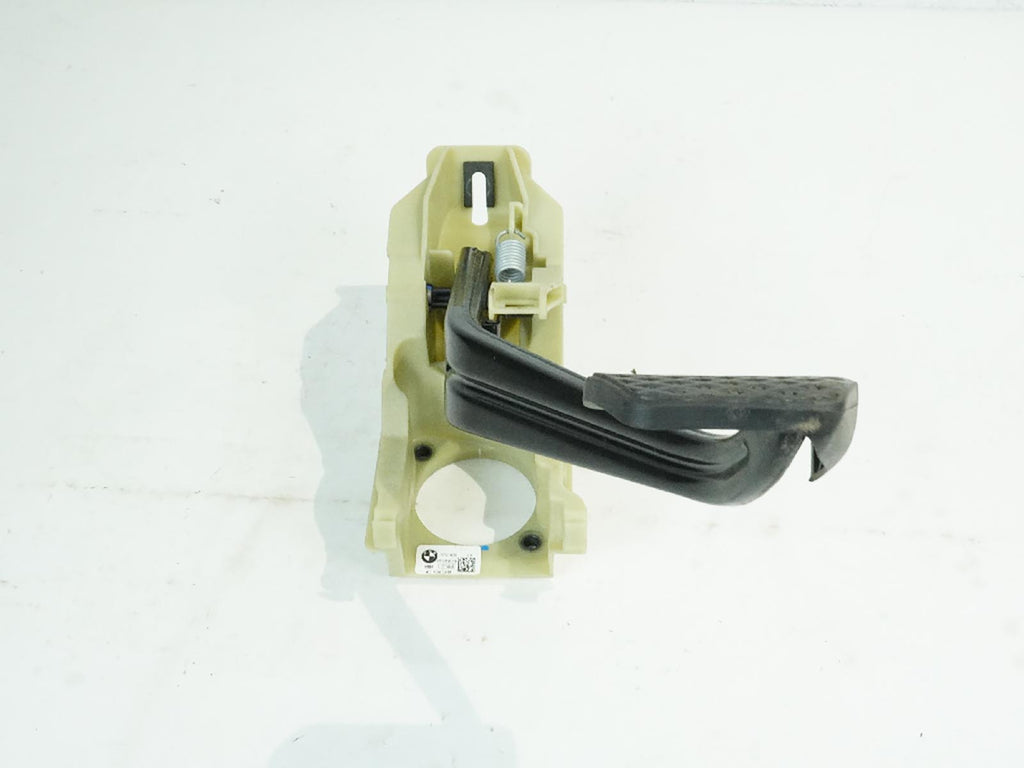  2014 - 2018 BMW X5 F15 BRAKE STOP PEDAL W BRACKET SUPPORT FLOOR 6791900 OEM, buy