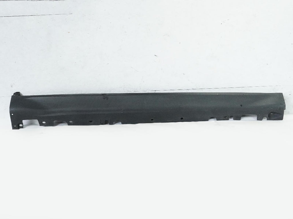  2007 - 2013 BMW X5 E70 ROCKER PANEL SKIRT COVER PASSENGER RIGHT 51777191242 OEM, price