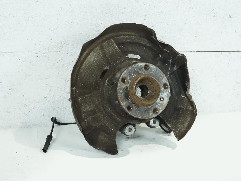  2012 BMW 6 SERIES F13 XDRIVE SPINDLE KNUCKLE HUB REAR PASSENGER RIGHT 6796146, used