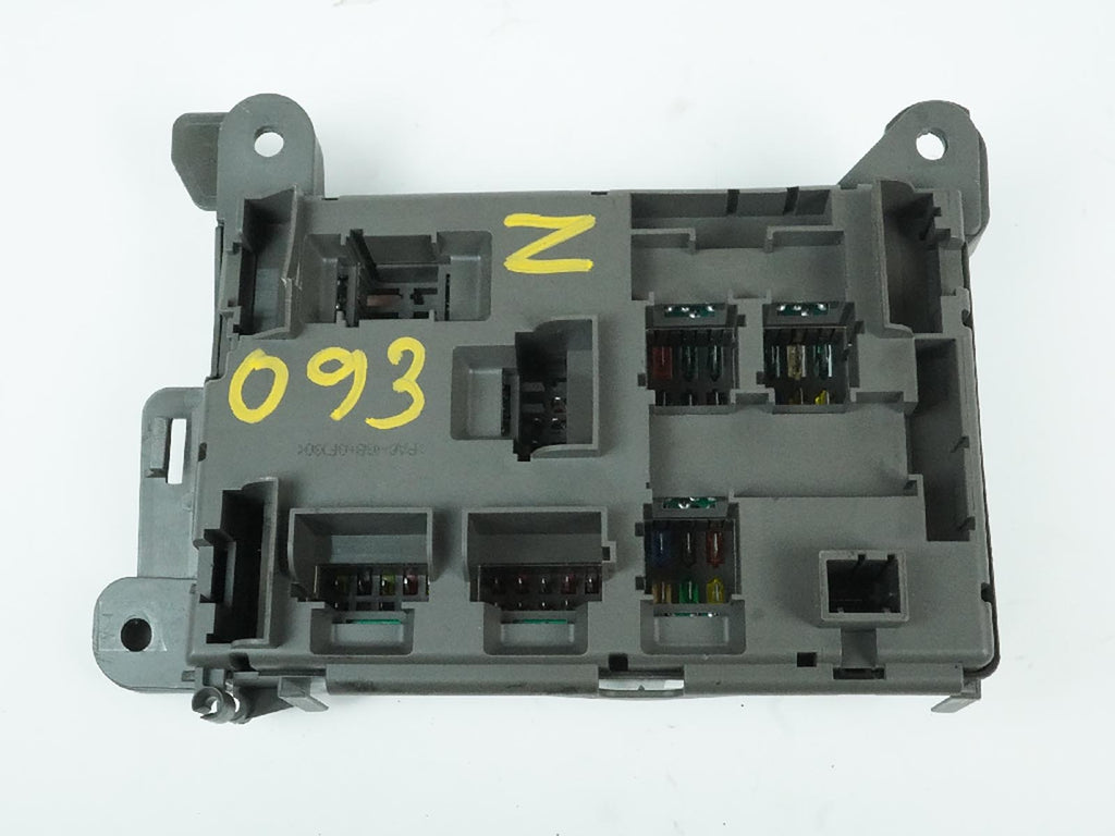  2007 - 2013 BMW X5 E70 FUSE BOX RELAY MODULE JUNCTION CONTROL 518954020 OEM, in stock