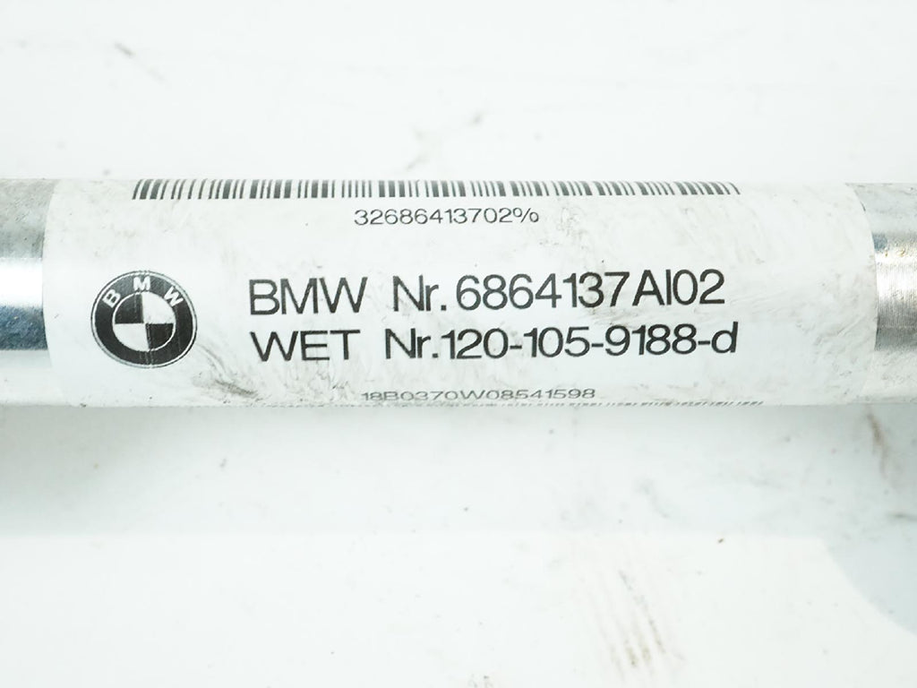  2014 - 2018 BMW X5 F15 COLUMN WHEEL SHAFT JOINT CENTER INTERMETIDATE 6864137 OEM, used