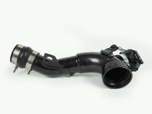 Load image into Gallery viewer, 2006 - 2010 BMW 5 SERIES E61 E60 HOSE TUBE PIPE LINE AIR INTAKE W BLOW OFF, used