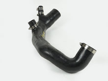 Load image into Gallery viewer, 2006 - 2010 BMW 5 SERIES E61 HOSE TUBE PIPE LINE COOLING COOLNAT RADIATOR OEM, price