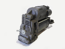 Load image into Gallery viewer, 2006 - 2010 BMW 5 SERIES E61 SW AIR RIDE SUSPENSION COMPRESSOR EBLV2008A  OEM, price