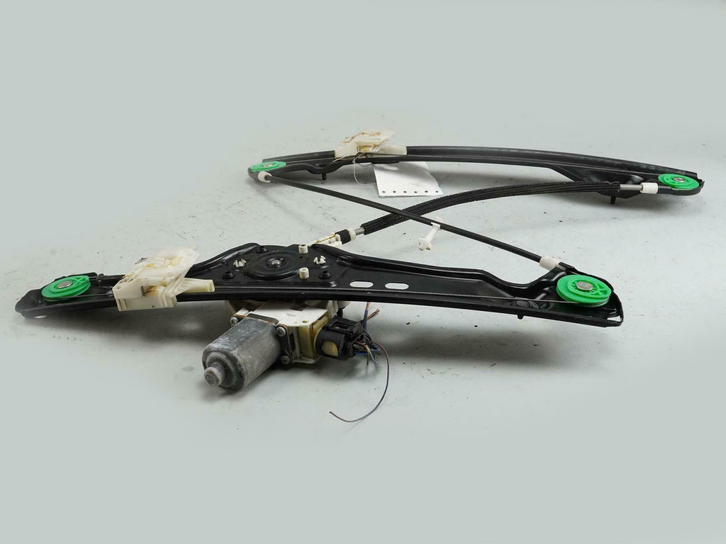  2007 - 2011 BMW 3 SERIES E90 E91 POWER WINDOW REGULATOR W MOTOR FRONT RIGHT, in stock