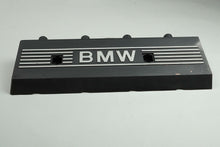 Load image into Gallery viewer, 1997 - 2003 BMW 7 SERIES E38 4.4 LITER ENGINE CYLINDER HEAD COVER RH RIGHT OEM, buy